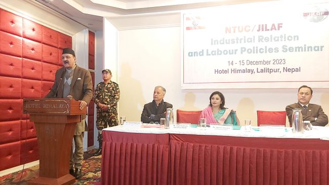 अर्थतन्त्रका सूचकमा सुधार हुँदै गएको छ : अर्थमन्त्री डा महत