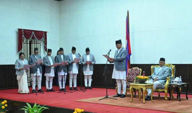 राष्ट्रपतिद्वारा सपथको अपमान