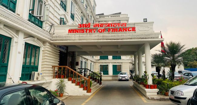 राजस्व संकलन कमजोर भएपछि प्रदेश र स्थानीय तहको अनुदान कटौती