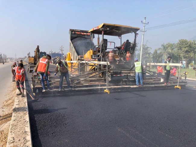 नारायणगढ-बुटवल सडकखण्ड : १८ किलोमिटर कालोपत्र