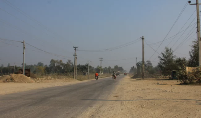 पूर्व-पश्चिम राजमार्ग मर्मतको काम सुरु