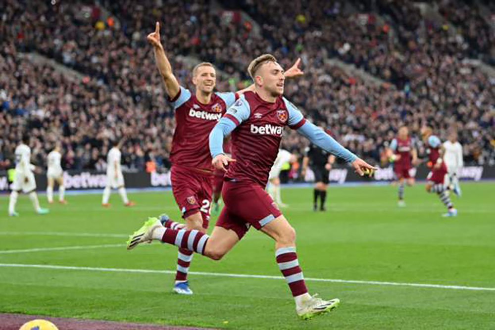 म्यानचेस्टर युनाइटेडमाथि वेस्ट ह्यामको शानदार जित