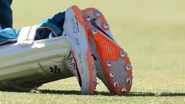 अस्ट्रेलियाका क्रिकेटर उस्मान ख्वाजाले आइसीसीमाथि गम्भीर आरोप लगाए