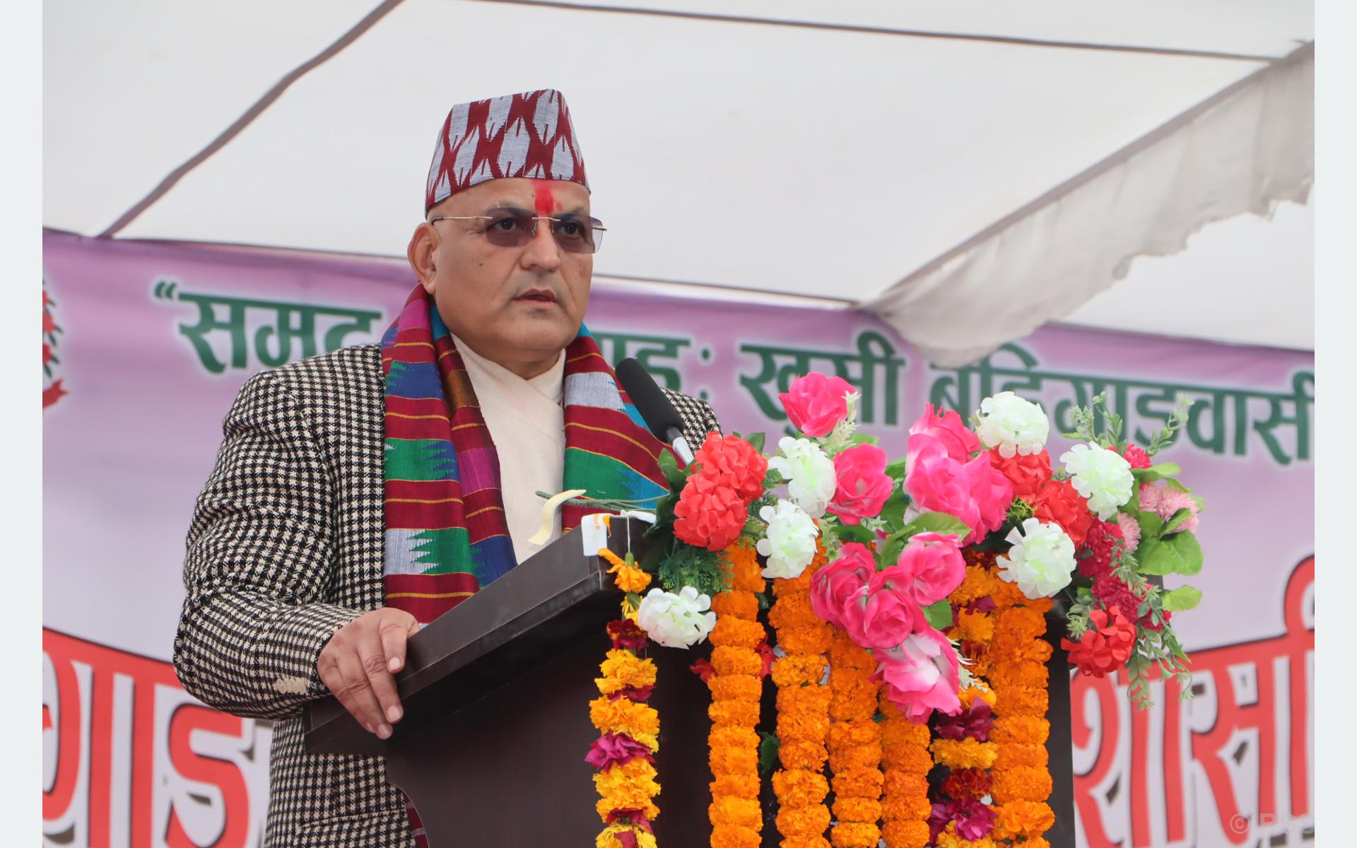 सिंहदरबार गाउँमा आयो, अधिकार आएन : मुख्यमन्त्री पाण्डे