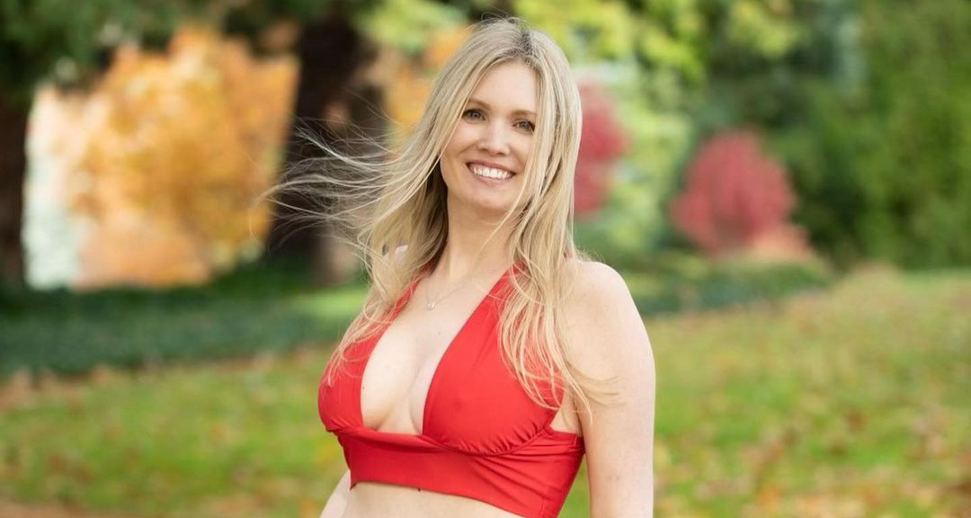 छोटो कपडा लगाउँदा समुदायबाटै निष्काशित !