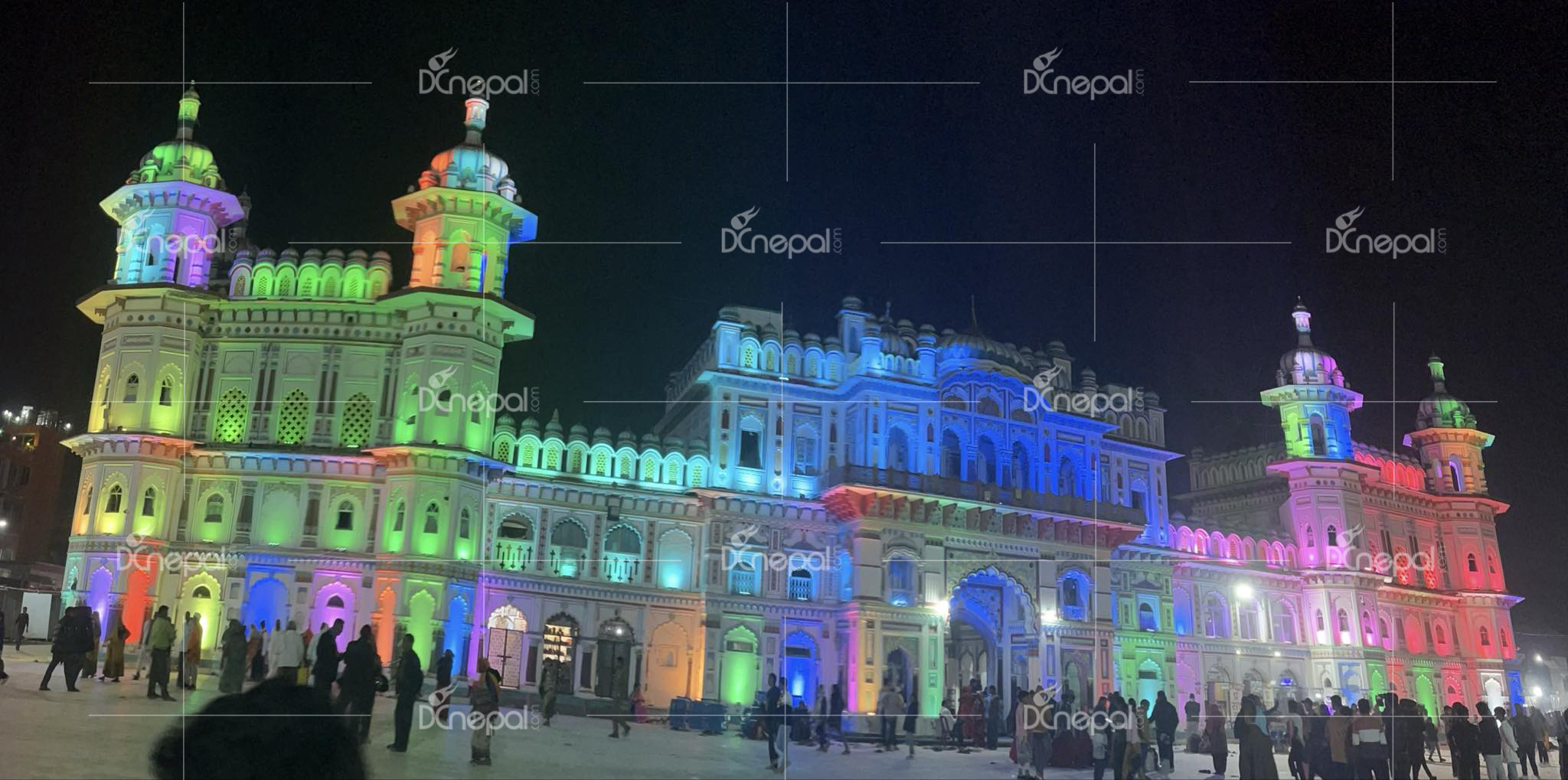 गुल्जार जनकपुरधाम र जगमगाएको जानकी मन्दिर (फोटोफिचर)