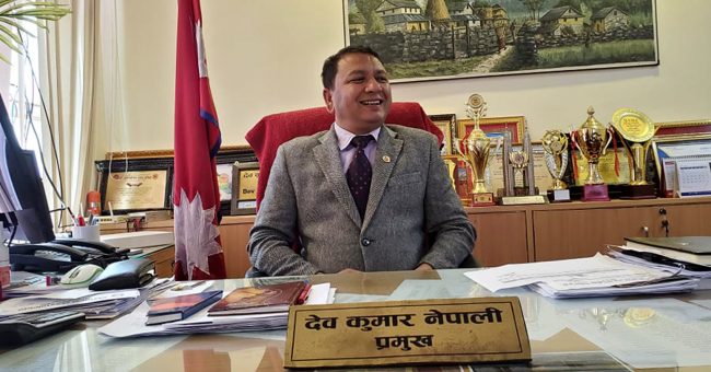 सहकारीको रकम हिनामिना गरि फरार ढोरपाटनका मेयरविरुद्ध इन्टरपोलद्वारा रेड नोटिस जारी