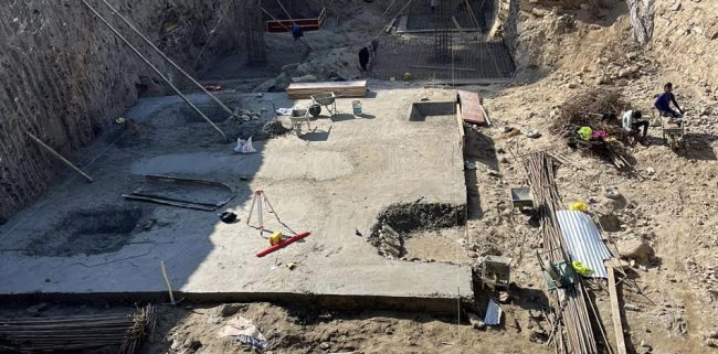 गुणस्तरहीन काम भएको भन्दै अस्पतालको निर्माणाधीन भवन भत्काउन निर्देशन