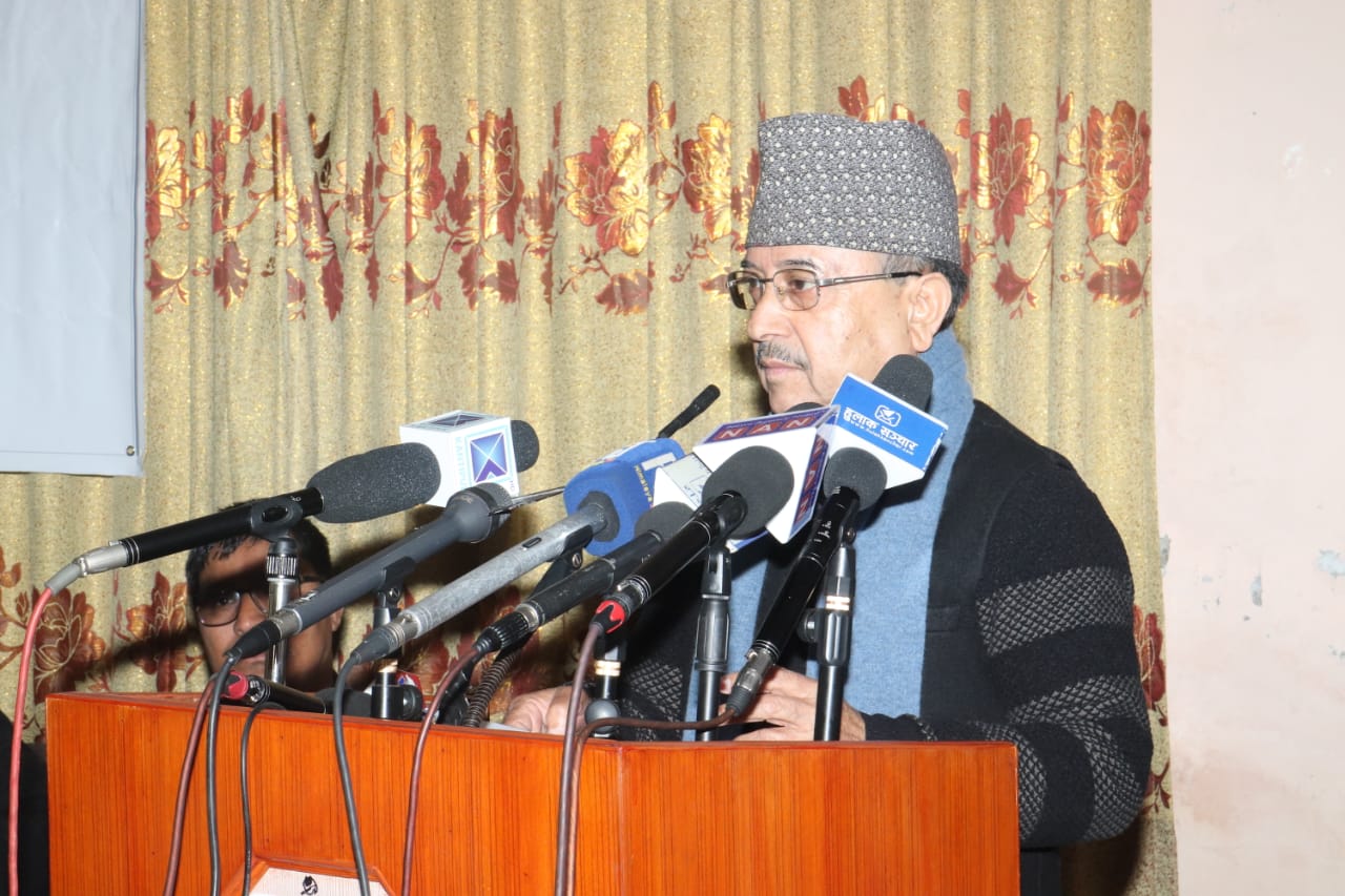 पत्रकारलाई सहयोग गर्न सरकार सधैं तयार छः उपप्रधानमन्त्री खड्का