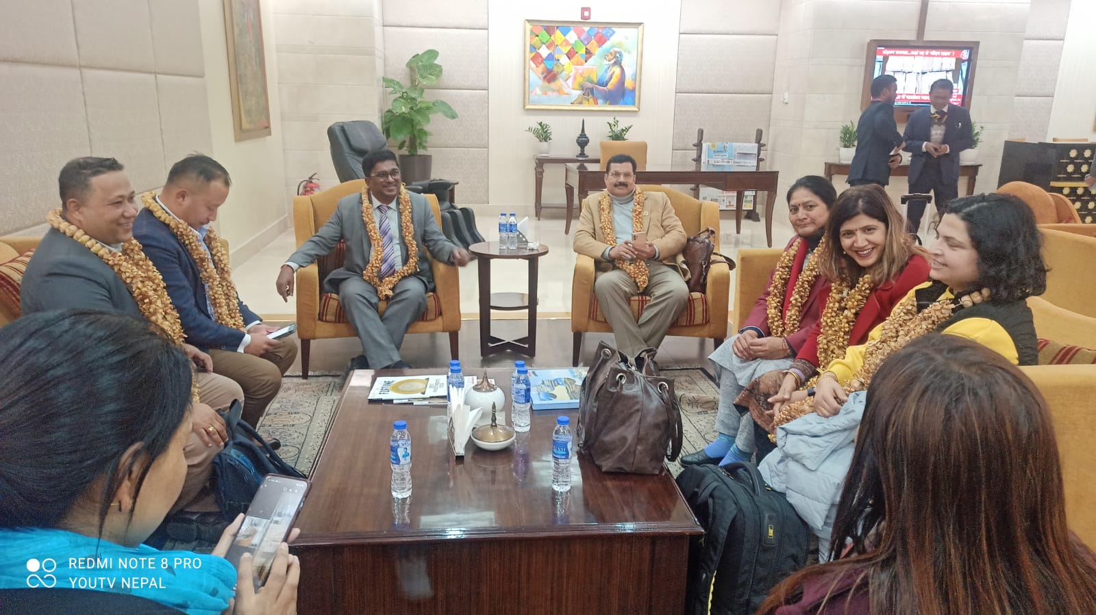 नेपाली सांसदकाे टाेली भारत भ्रमणमा