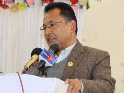 बागमतीमा मुख्यमन्त्री नपाएपछि प्रचण्डमाथि श्रेष्ठको प्रश्न: ‘सरकारको नेतृत्व बाँडफाँट कुन आधारमा गरियो?’