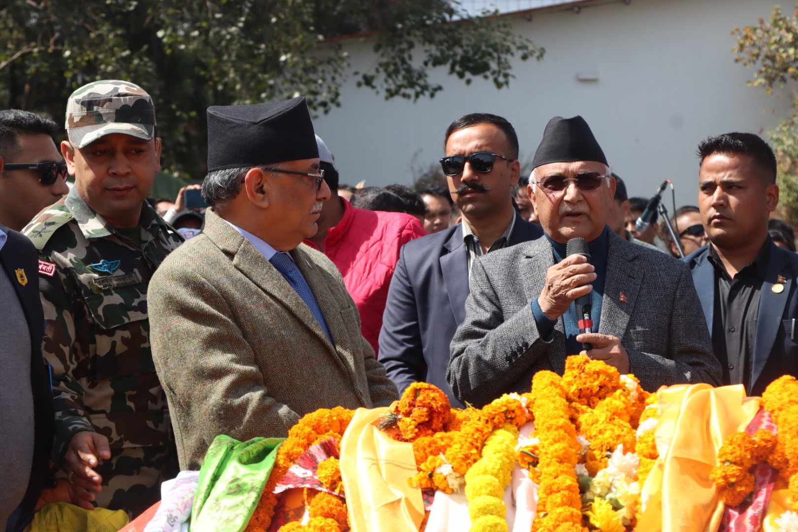 भक्तराज आचार्यको निधनले मुलुकलाई अपुरणीय क्षतिः केपी ओली