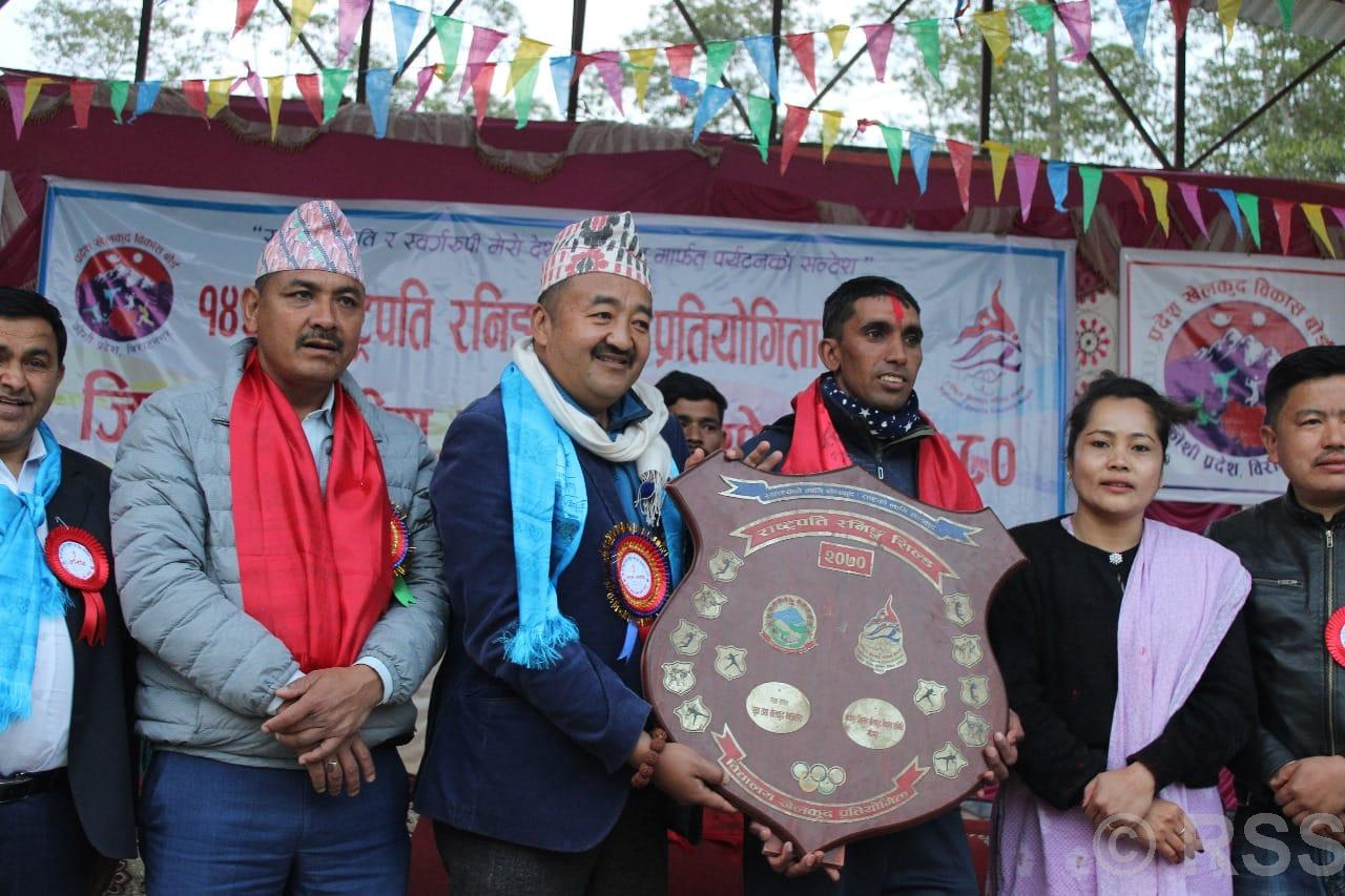 भोजपुर जिल्लास्तरीय राष्ट्रपति रनिङ शिल्ड टेम्केको पोल्टामा