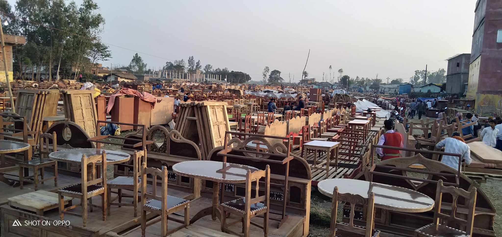 देशकै ठूलो फर्निचर मेला रौतहटको जयनगरमा