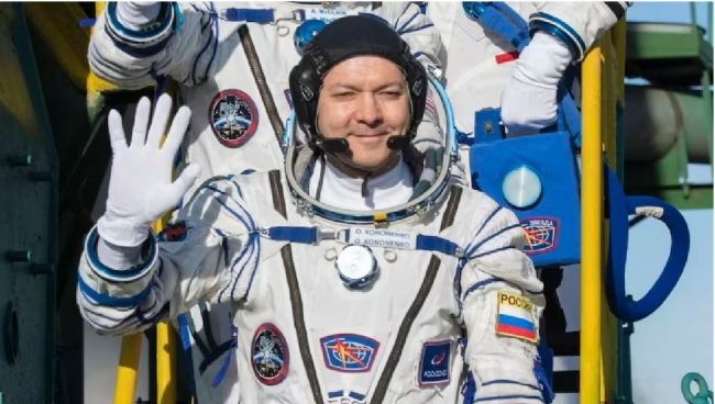 ८७८ दिन १२ घण्टा अन्तरिक्षमा बसेर नयाँ कीर्तिमान