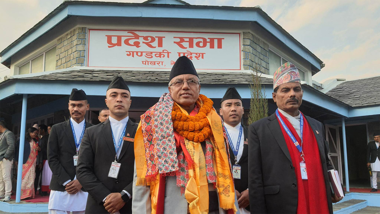 गण्डकीका सभामुखसहितको टोली जनकपुरधाममा