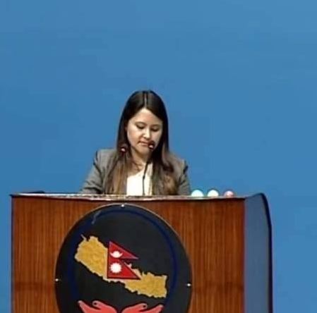 नयाँ सांसदले केही जान्दैनन् भन्ने सोच अहिले पनि छ : सांसद विना लामा