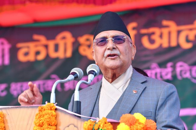 उद्यमशिलताको विकास गरि विदेशिने युवा जनशक्तिलाई रोक्नुपर्छ : ओली