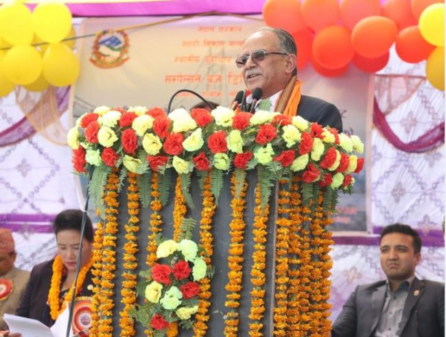 केही दिनभित्रै प्रदेश प्रहरी, शिक्षा र कर्मचारीसम्बन्धी  ऐन कार्यान्वयनमा आउँदैछः प्रधानमन्त्री