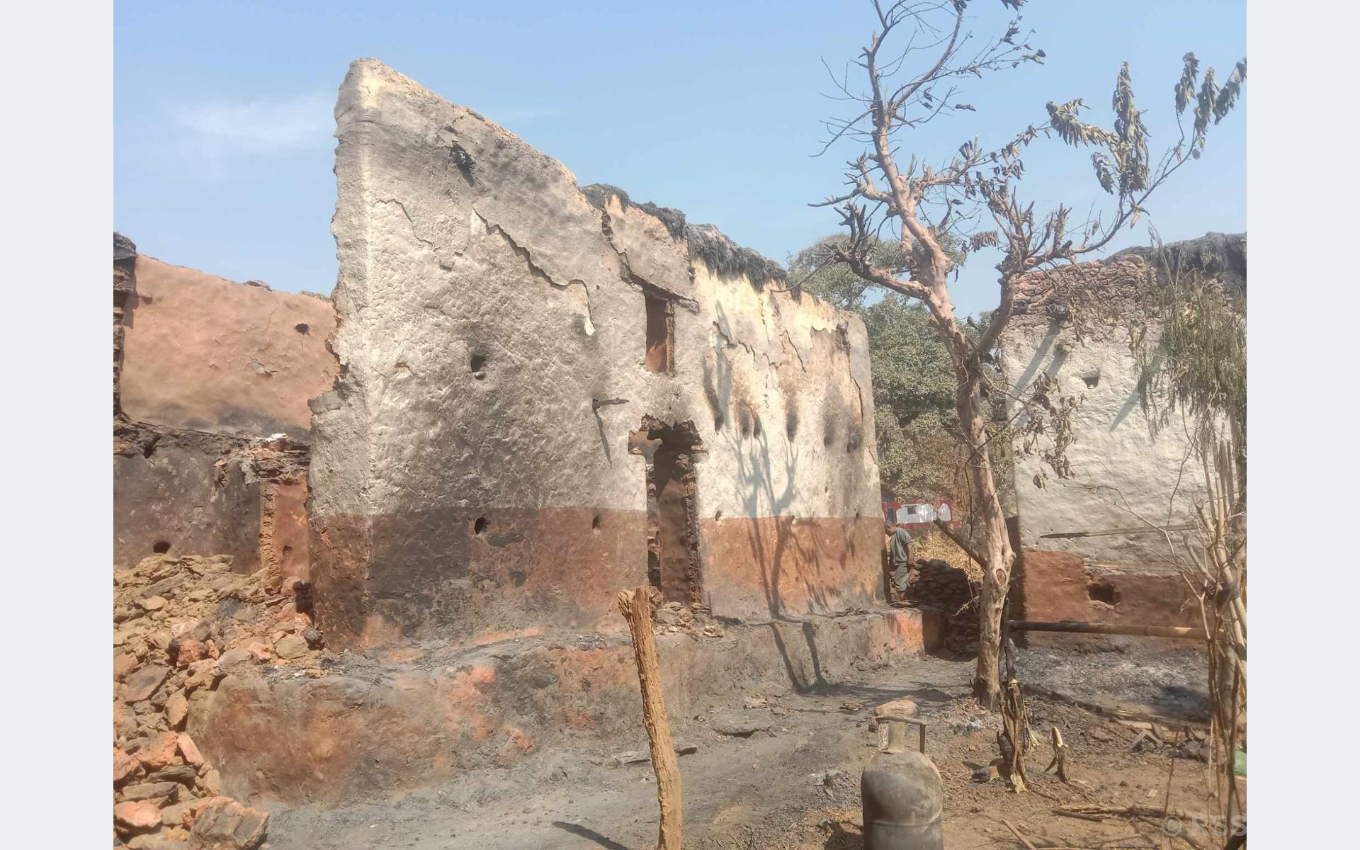 रामेछापमा आगलागी हुँदा करोडौंको क्षति