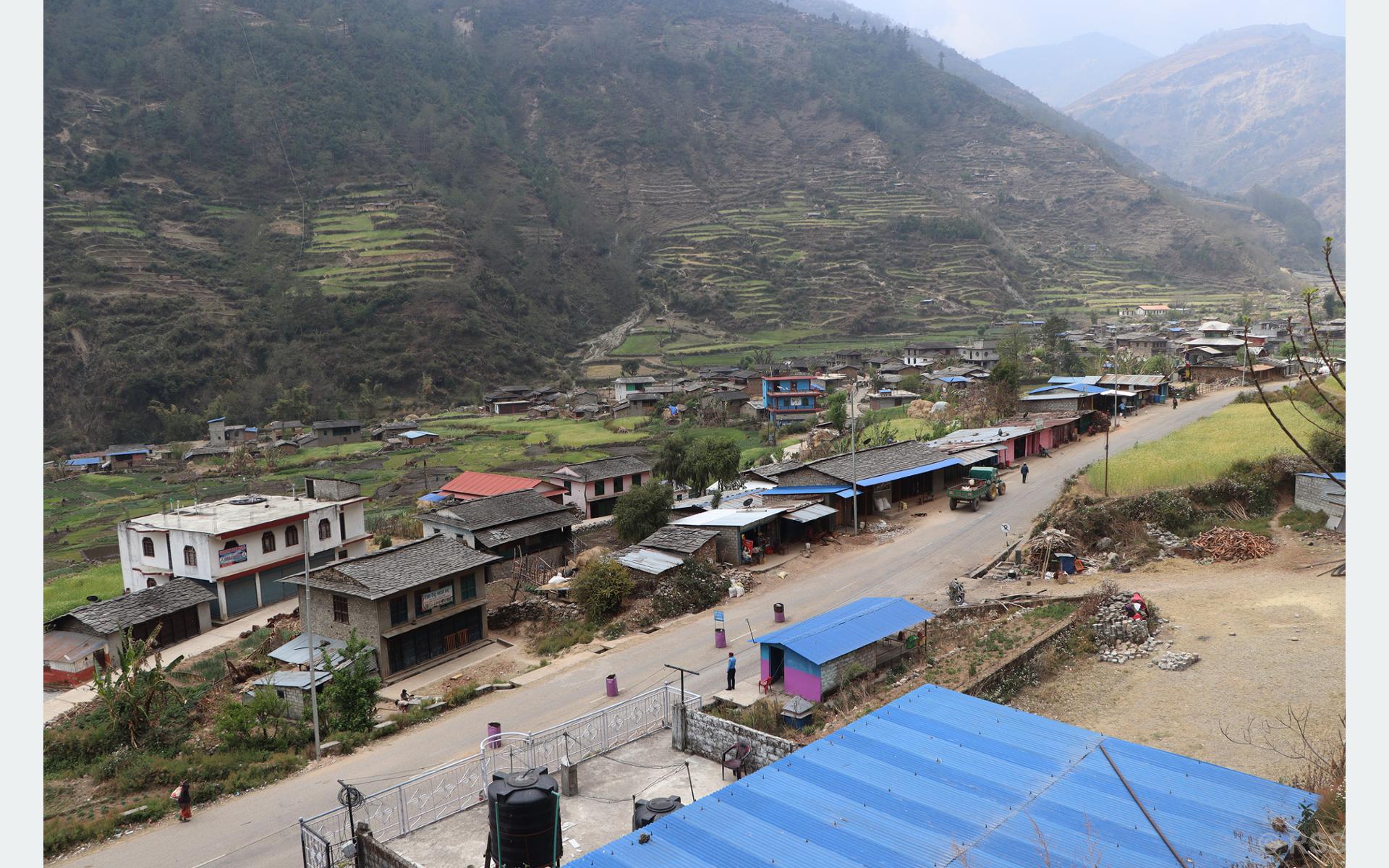 मध्यपहाडी लोकमार्गले दुर्गम गाउँको परिचय बदलिँदै, जग्गाको मूल्य आकासियाे