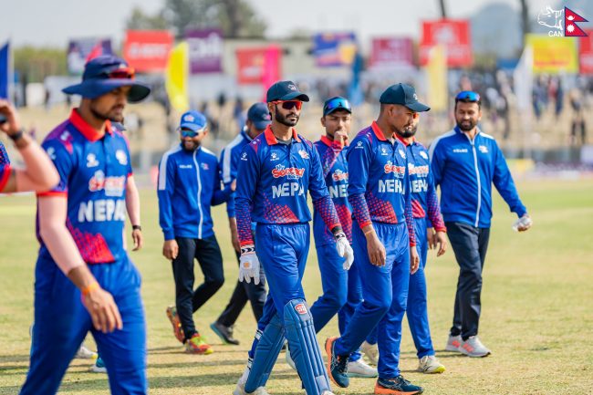 त्रिकोणात्मक टी–२० सिरिजः नेदरल्याण्डविरुद्ध नेपालले पहिले बलिङ गर्दै