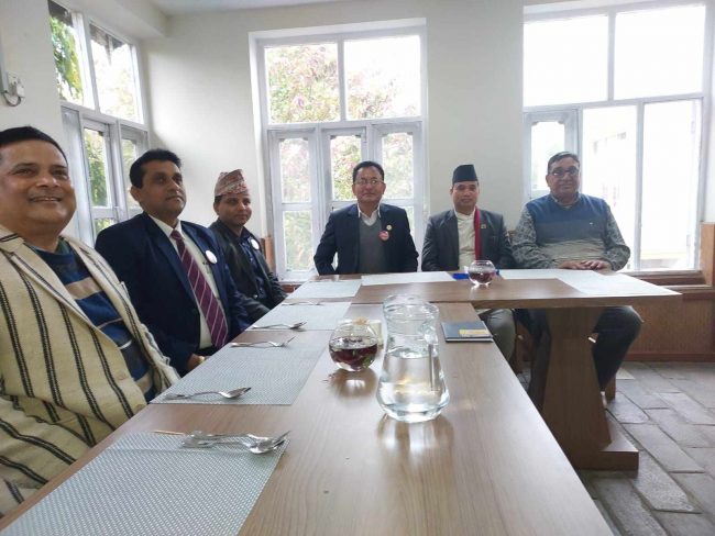 प्रदेश गृहमन्त्रीहरुकाे समन्वय बैठक : छिटोभन्दा छिटो प्रहरी समायोजन गर्नुपर्नेमा जाेड