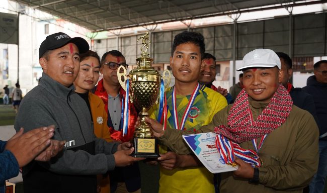 ‘दोस्रो रामेछाप कप फुटसल’को उपाधि एलबीआरवाईसीलाई