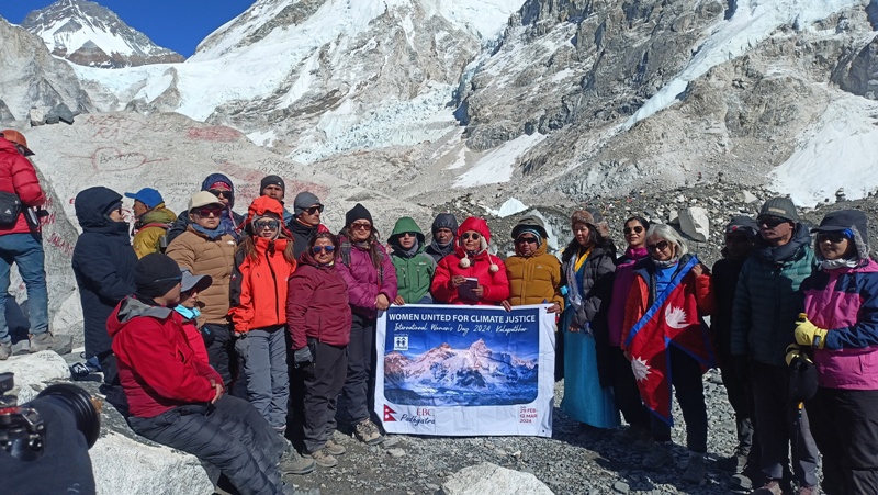सगरमाथा आधार शिविरमा नारी दिवस मनाइयो