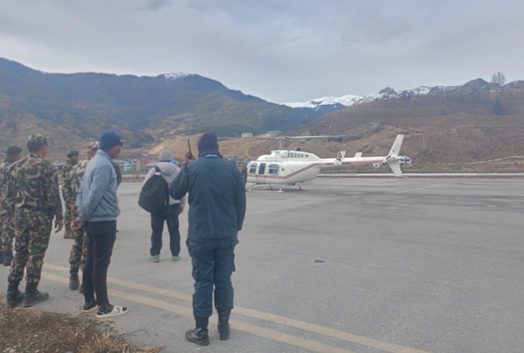 हिउँमा फसेका आठै जनाको सकुशल उद्धार