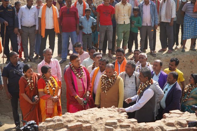 गुप्तकालमा निर्माण गरिएको भनिएको मौलापुरमा शिवरात्रीको रौनक (तस्वीरसहित)