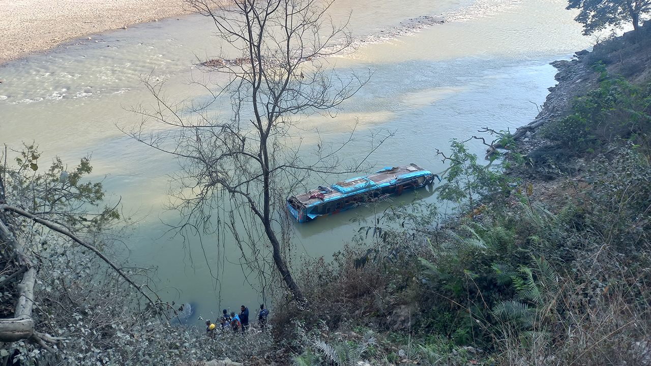 त्रिशुली बस दुर्घटना अपडेट: मृतकको सङ्ख्या सात पुग्यो