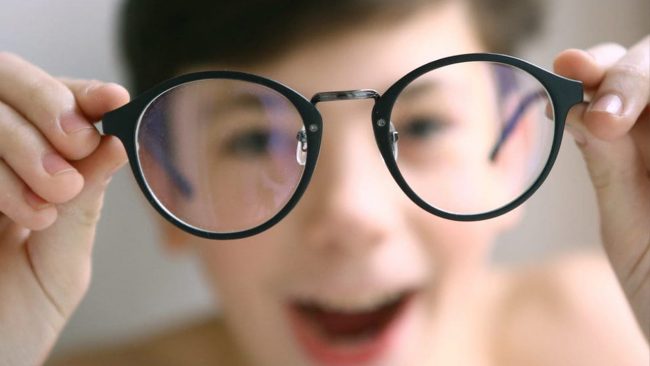 टाढाका चीज हेर्न तपाईंको आँखालाई गाह्रो हुन्छ, बदामसँग यी चिज खानुहोस् !