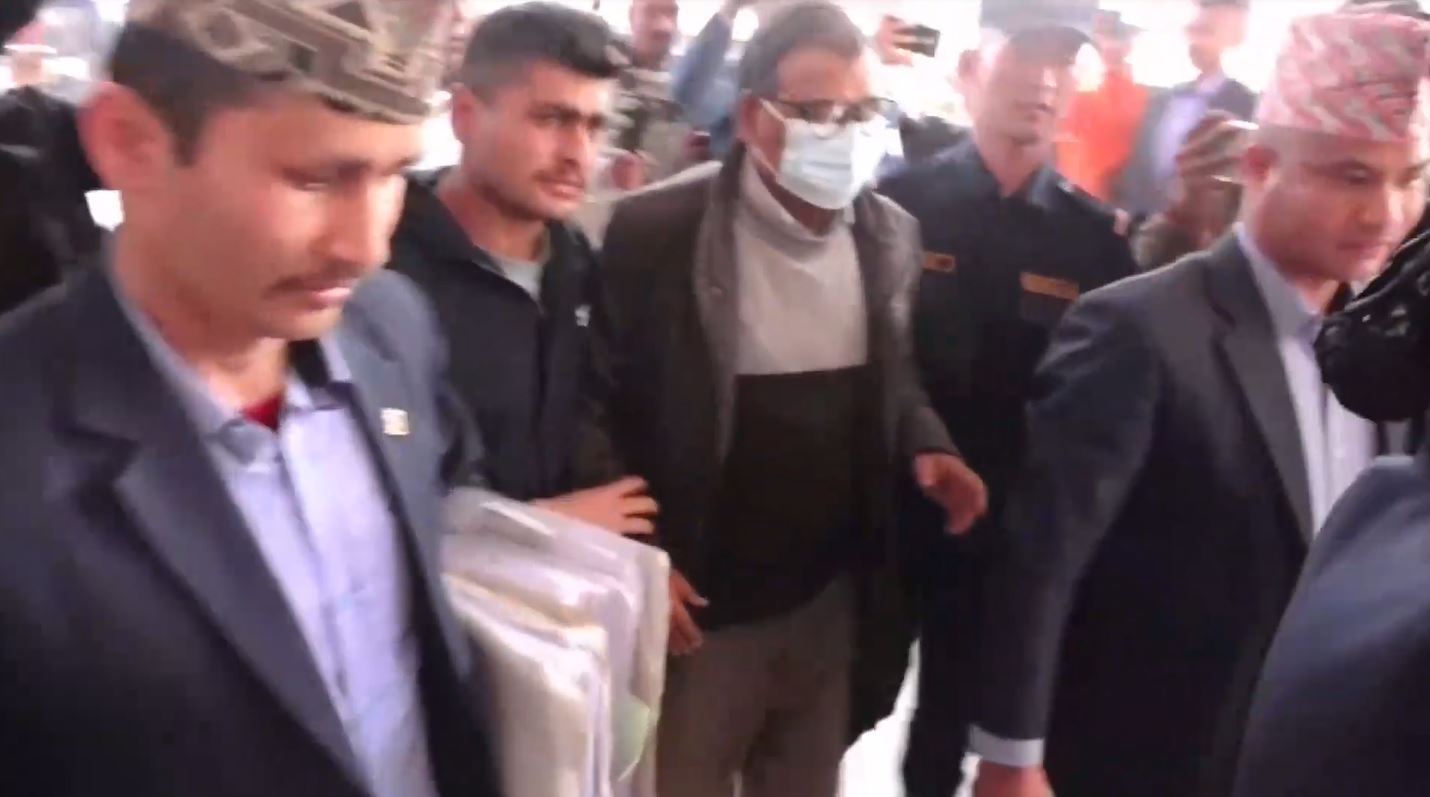 सुन तस्करी प्रकरण : पूर्वसभामुख महरालाई सरकारी वकिल कार्यालय लगियो