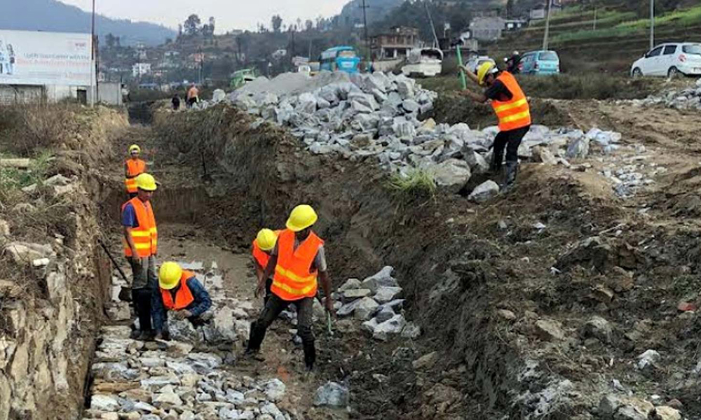 साँगा-धुलिखेल सडक : खानेपानी र ढल व्यवस्थापनमा कठिनाइ