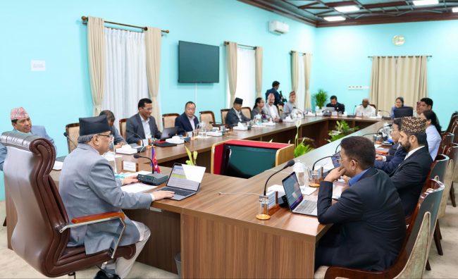 मन्त्रिपरिषदको बैठक जारी