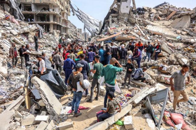गाजा: युद्ध २०० दिन पूरा भएपछि इजरायलले बढायो बमबारी, हिजबुल्लाहको पनि आक्रमण