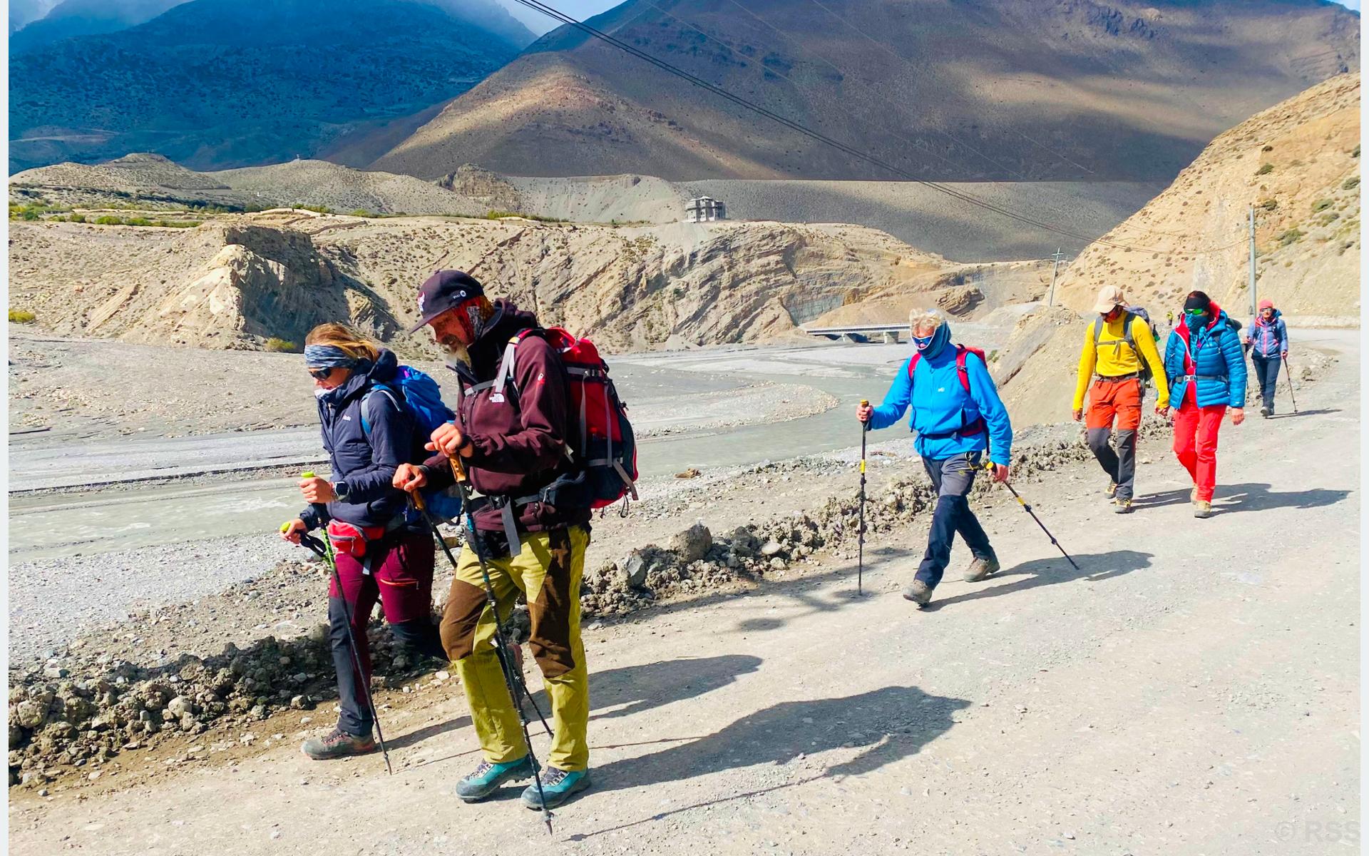 तपाईं पदयात्राका लागि कुनै गन्तव्य रोज्दै हुनुहुन्छ ? यसरी गर्नुहोस् तयारी