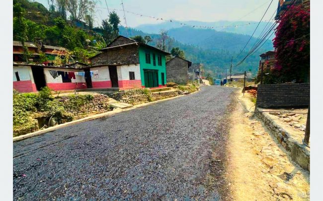 गोरखाको कट्टेलचोक-आमाडाँडा सडक कालोपत्र