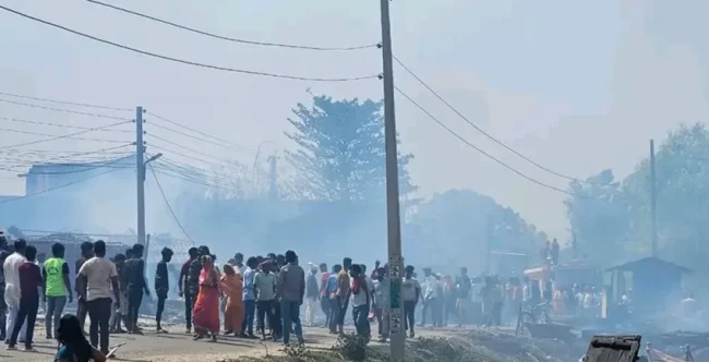 राहतको प्रतीक्षामा महोत्तरीका अग्निपीडित