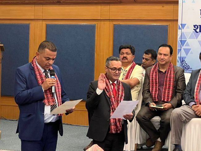 माधवप्रसाद उपाध्यायले सम्हाले गरिमा विकास बैंकको सिइओको जिम्मेवारी