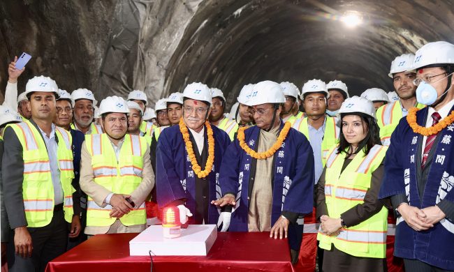 सुरूङमार्ग निर्माणले राष्ट्रिय लक्ष्य प्राप्तिमा ठूलो भूमिका खेल्नेछः प्रधानमन्त्री