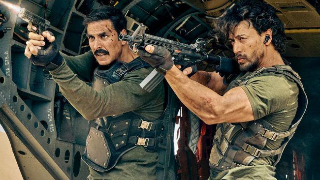 ‘बढे मियाँ छोटो मियाँ’ मा ‘मस्जिद बिष्फोट’ को दृश्य विवादमा