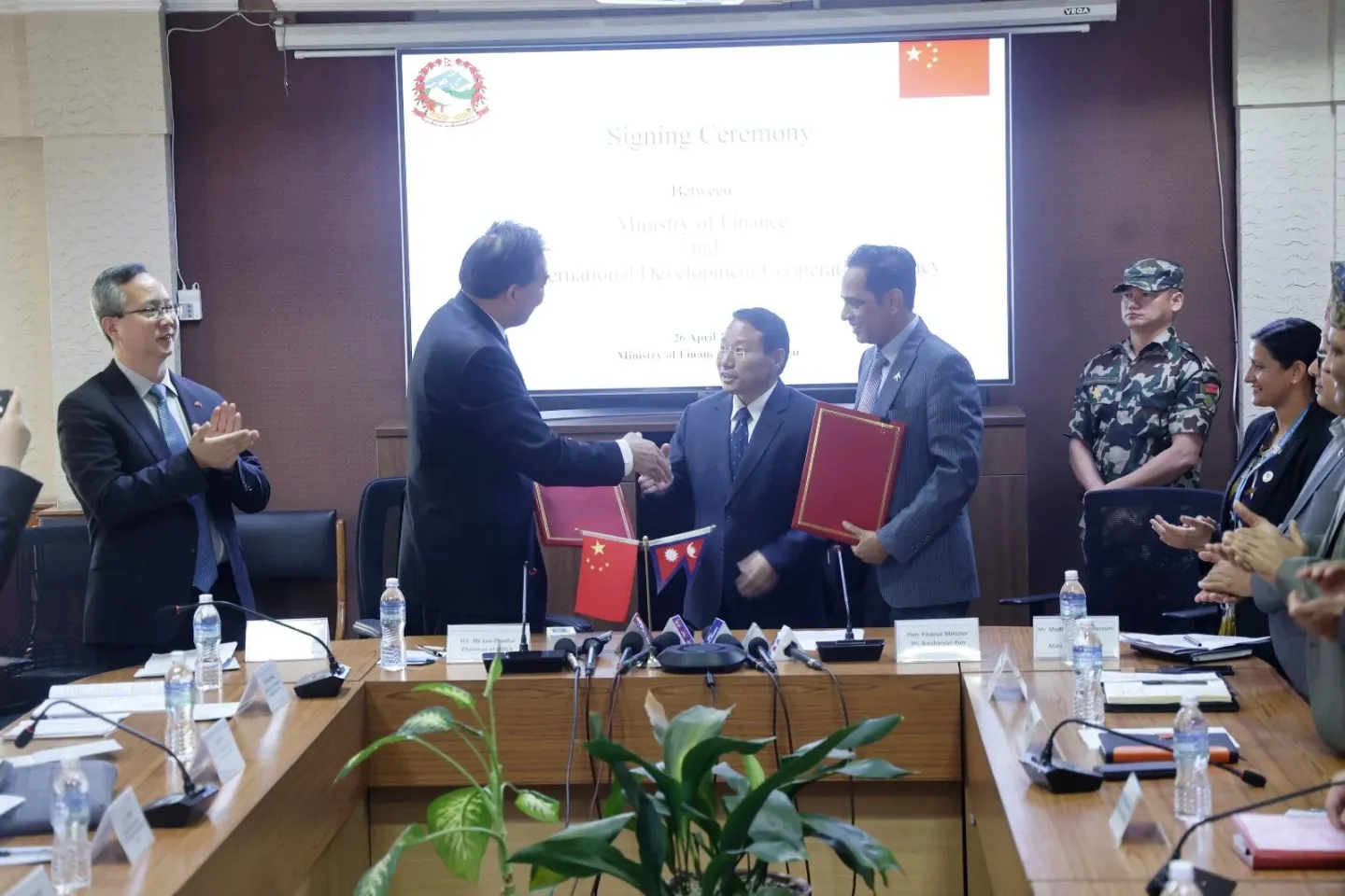 नेपाल र चीनबीच बोनम्यारो प्रत्यारोपणसम्बन्धी सम्झौतामा हस्ताक्षर