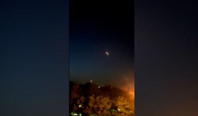 इरानको वायुसेनाले भन्यो, ‘इस्फाहानमा तीन ड्रोन खसाल्यौं, अन्त बिष्फोट छैन्’