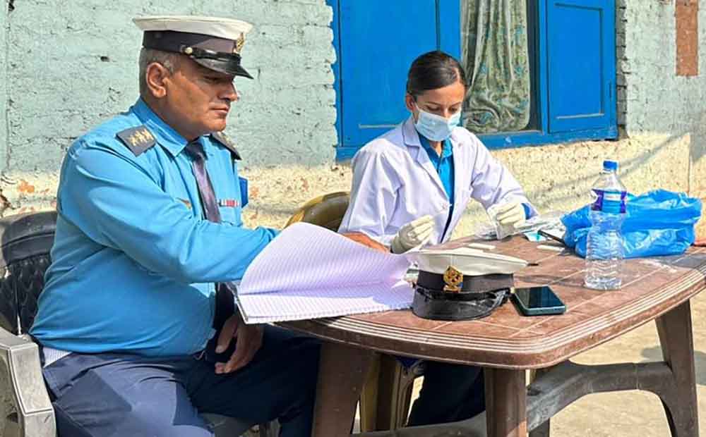 लापसे चेकिङमा पाँच चालक नियन्त्रणमा
