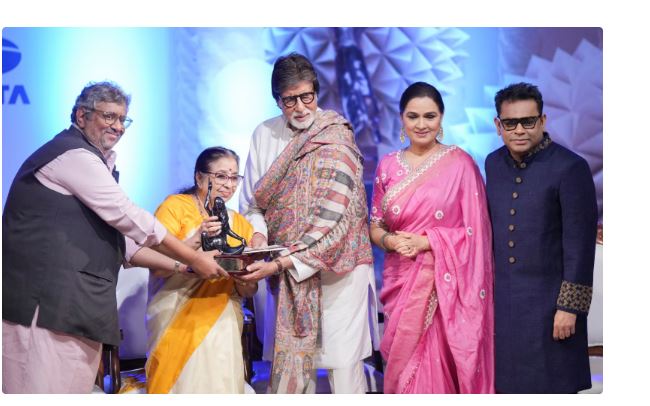 अभिताभ बच्चनलाई लता दीनानाथ मंगेशकर अवार्ड