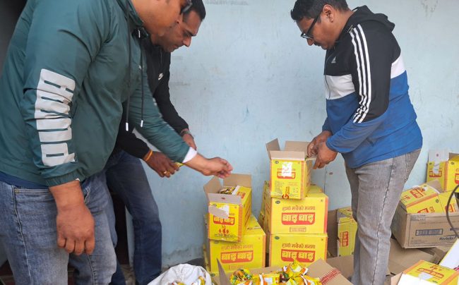 बजारमा निम्न गुणस्तरको वाईवाई चाउचाउ, महानगरले चौधरी ग्रुपलाई तिरायो २ लाख