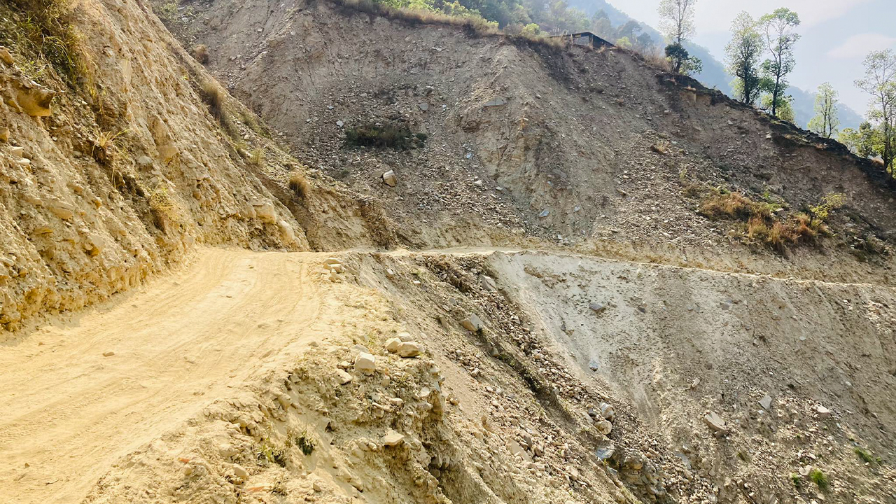 अठार करोडको आयोजनामा साठी लाख बजेट