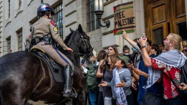 गाजामा इजरायली आक्रमणको विरोधमा अमेरिकी विश्वविद्यालय क्याम्पसमा प्रदर्शन जारी